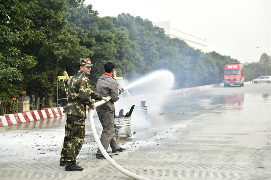 3f2714703d82d638bf6bfcbcbf4f32d9